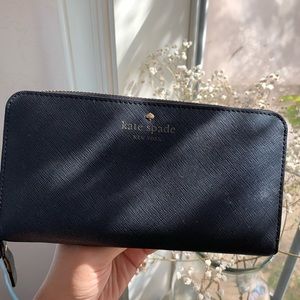 Kate Spade Wallet Black Gold Polka Dot interior